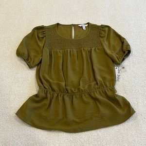 Nine West blouse Olive Sari, Size Medium NWT!